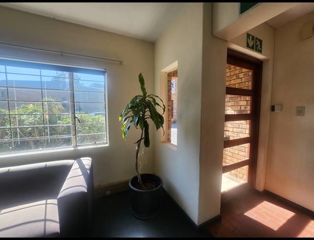 450M² WAREHOUSE TO LET IN ALLANDALE